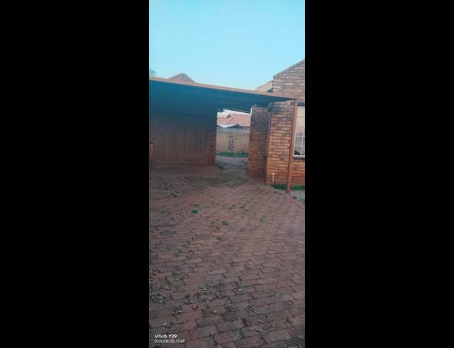 3 BEDROOM PROPERTY TO RENT IN CLAYVILLE